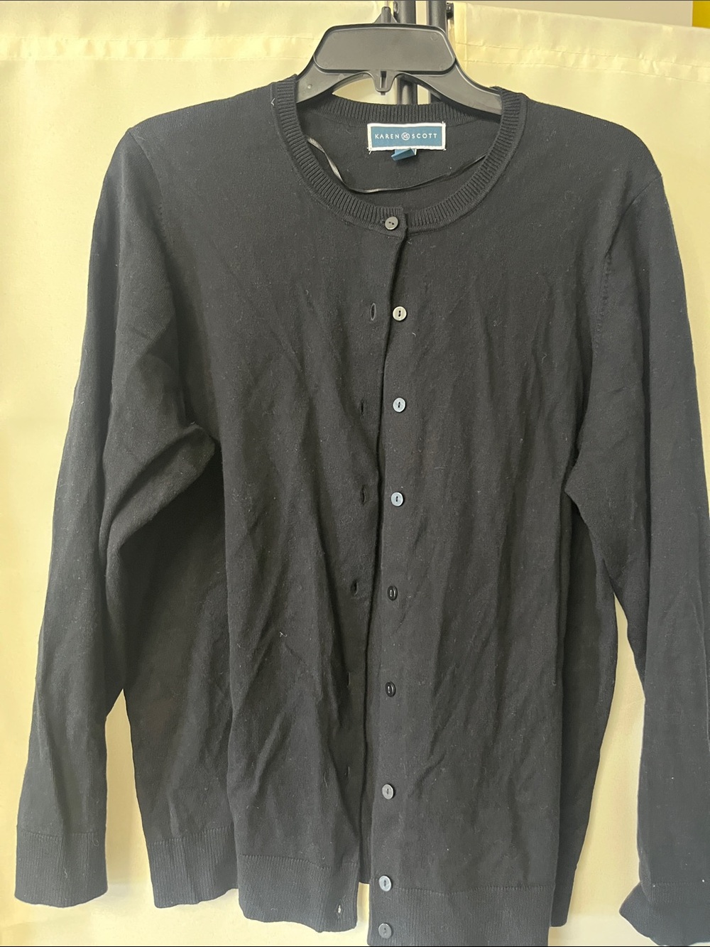 Karen Scott 0X Women's Black Button-Front Lightweight Cardigan